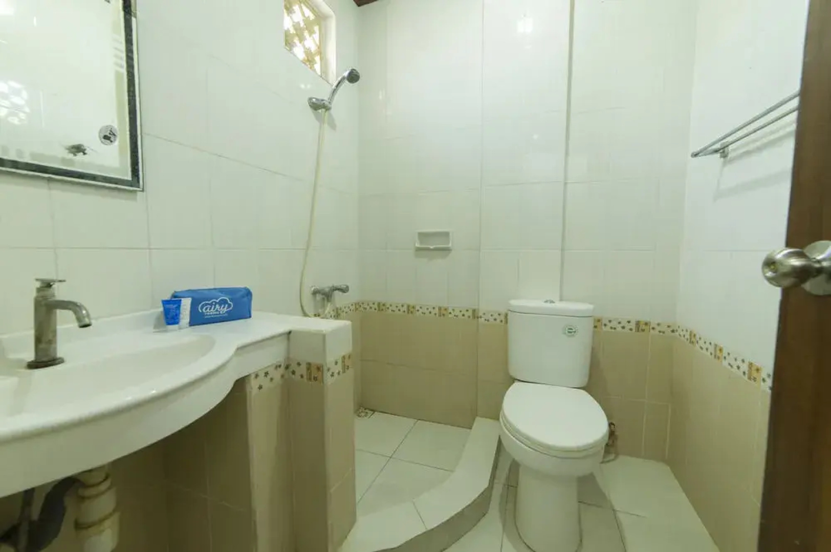 Airy Nusa Dua Pratama 88 Benoa Bali