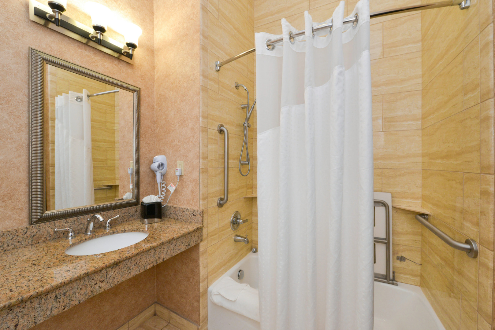 Holiday Inn Express Hotel & Suites Royse City by IHG