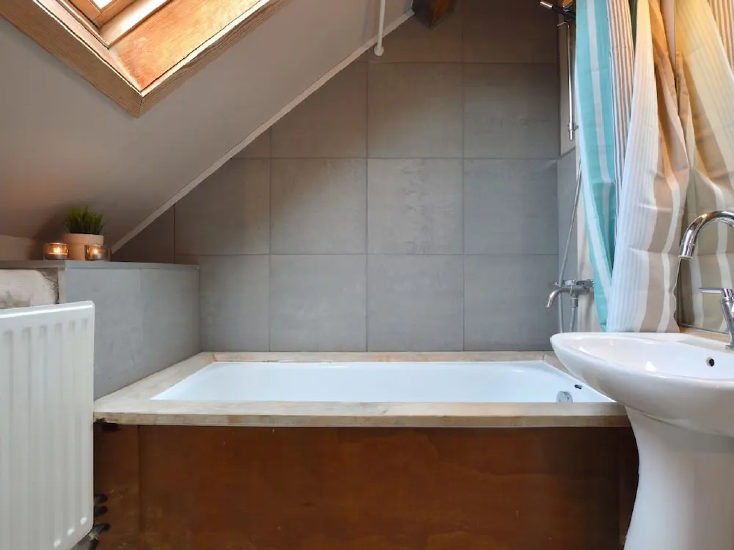 A Romantic Cottage With 3 Magnificent Open Fire