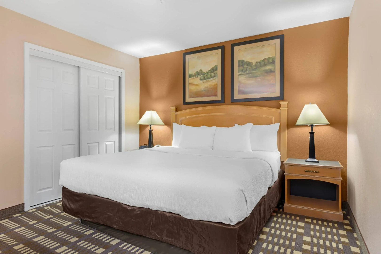 Quality Inn & Suites Plano East - Richardson