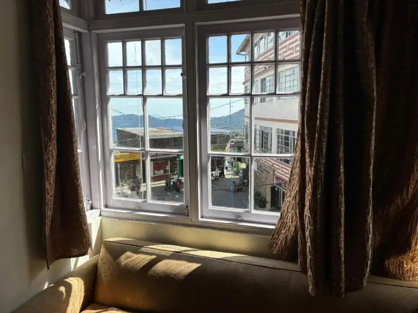 Pineridge Hotel