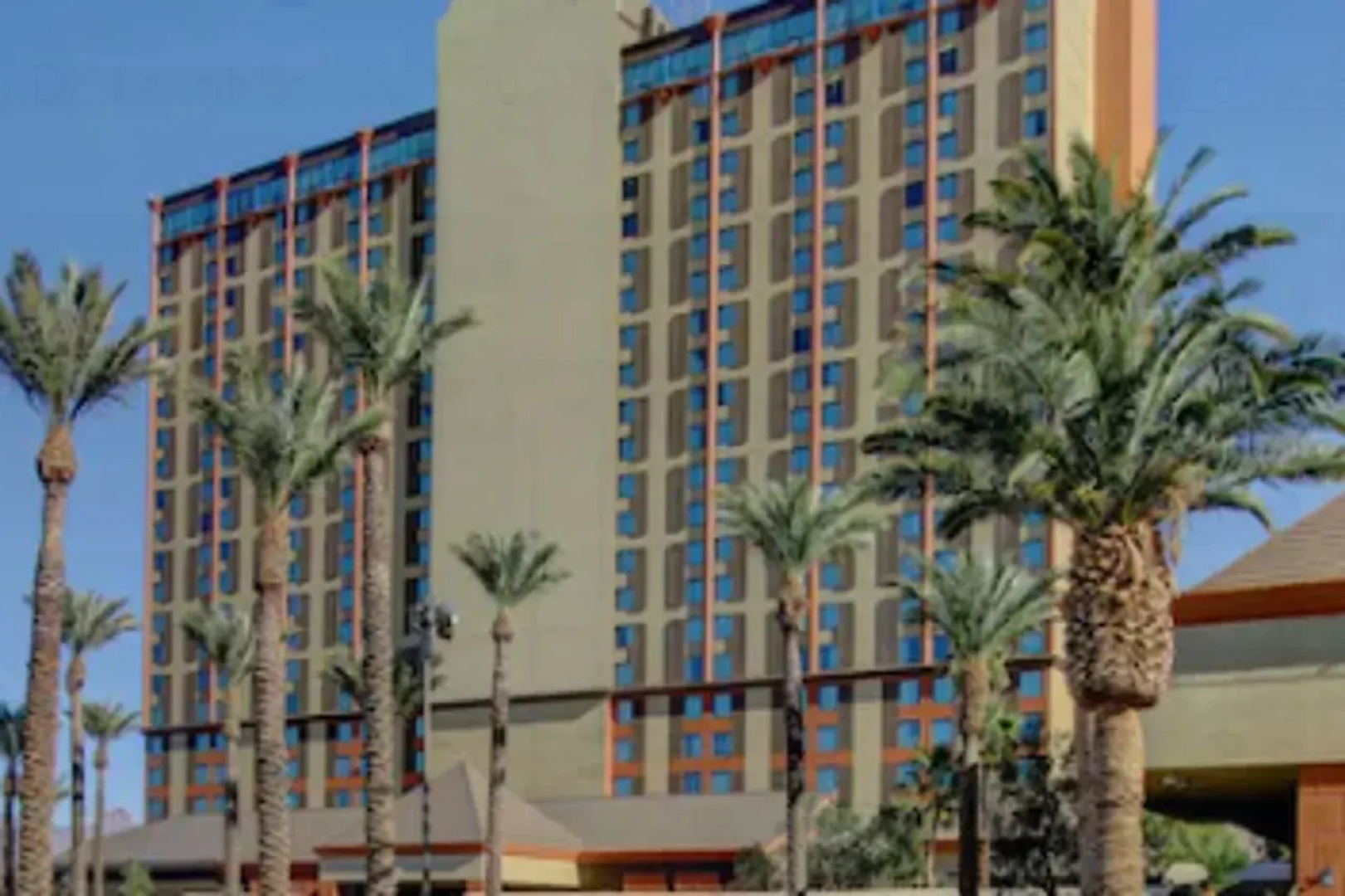 Laughlin River Lodge