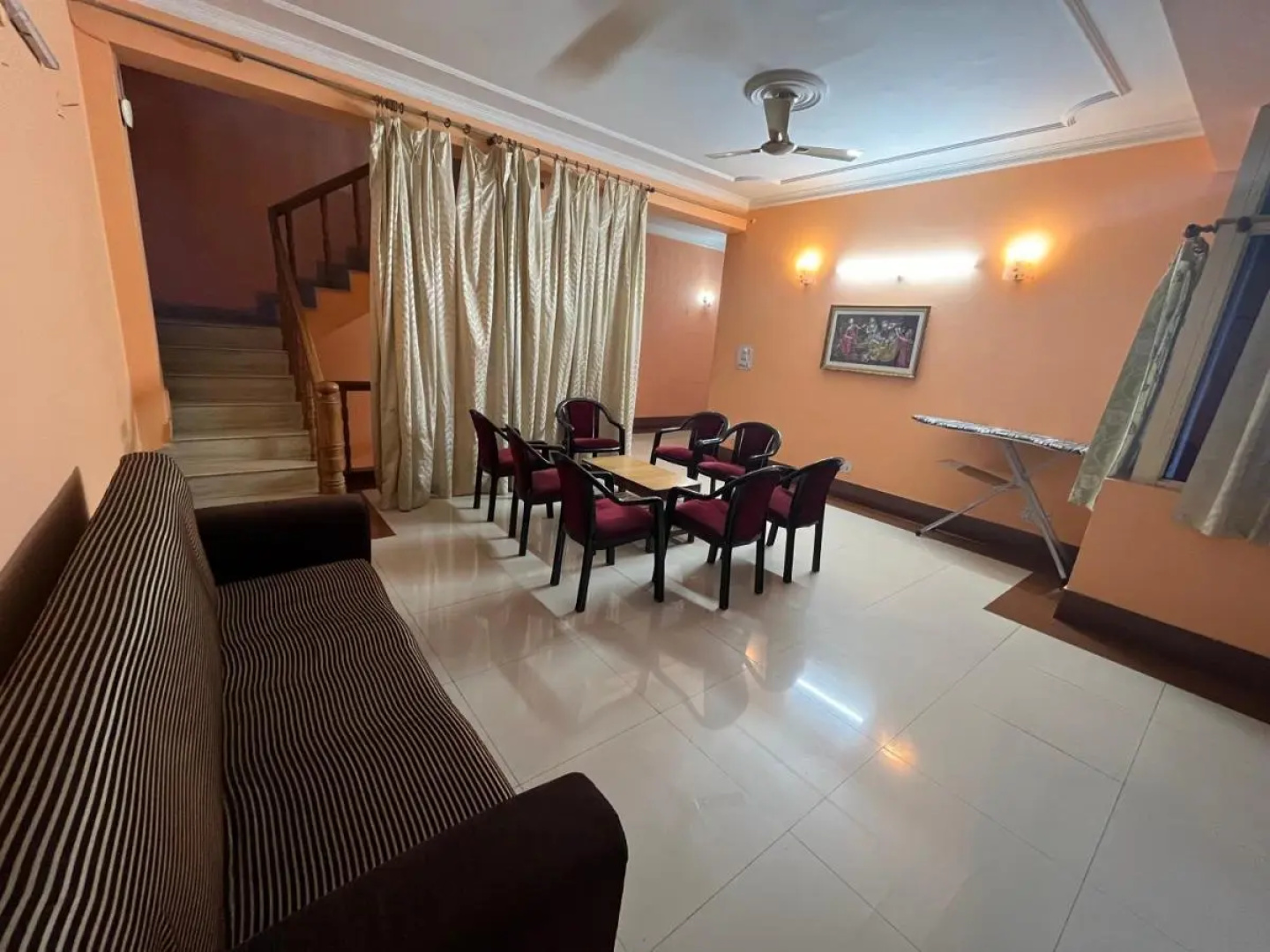 Hotel Magnet House