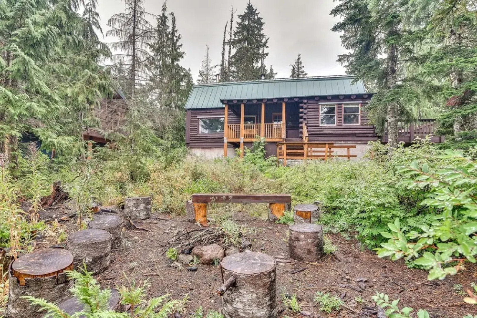 Rustic Government Camp Cabin w/ Mountain Views!