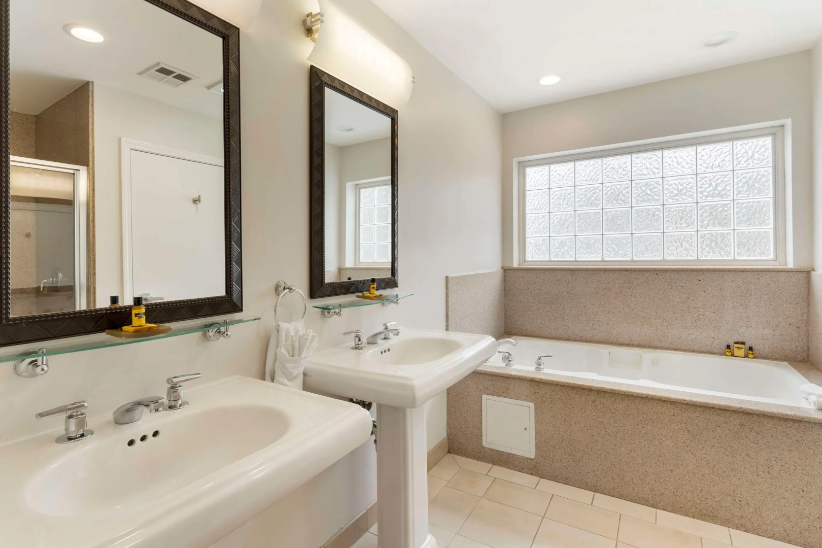 Best Western Plus All Suites Inn