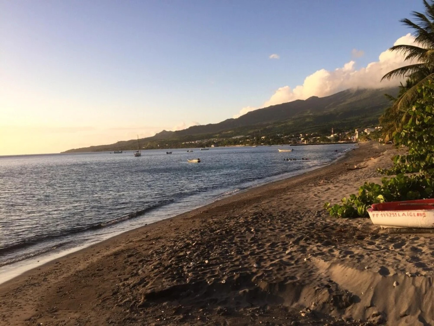 House With 4 Bedrooms in Saint-pierre, With Wonderful sea View, Furnis