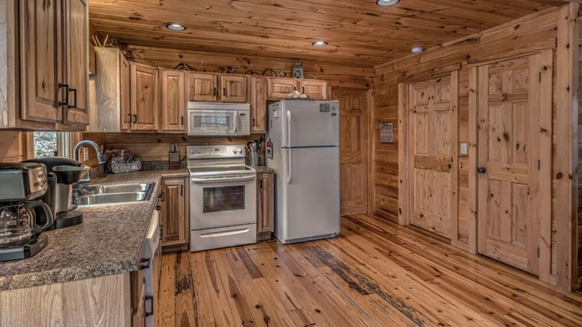 Cozy Cub Cabin by Escape to Blue Ridge