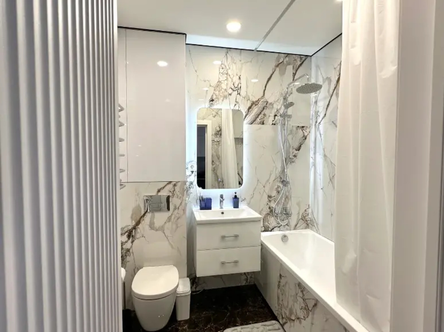 Апартаменты на Четаева 43А