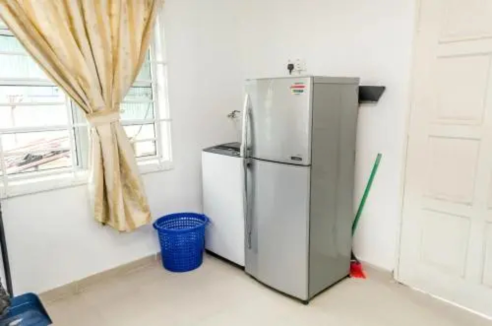 White Cottage Guest House