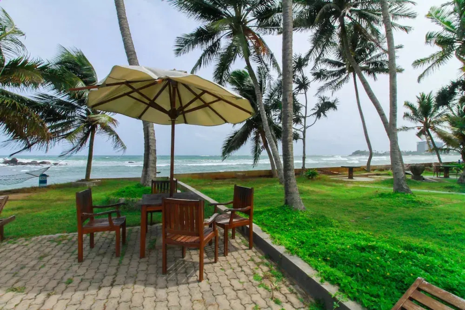 OYO 251 Milton Beach Resort