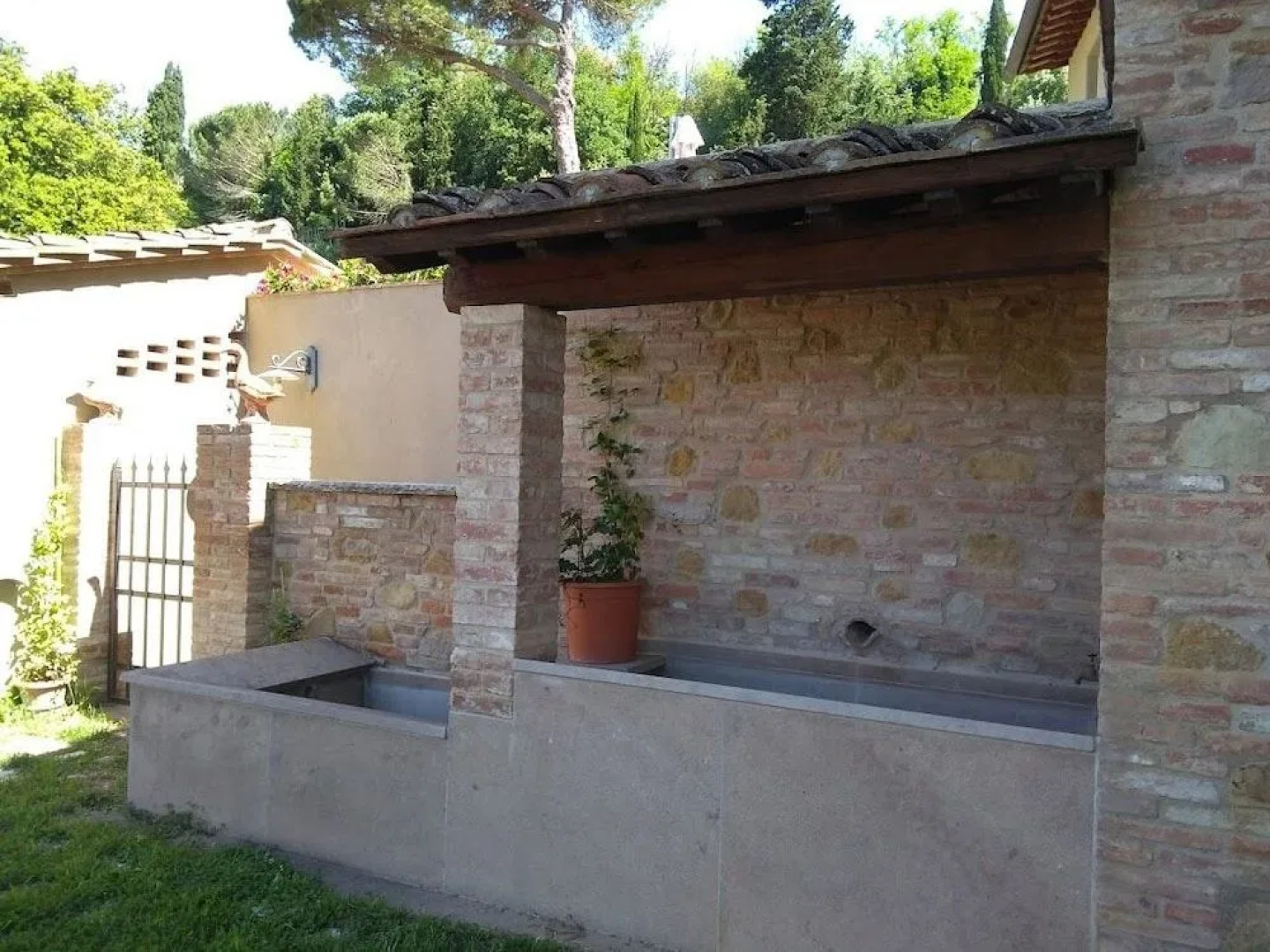 Fattoria Di Corazzano