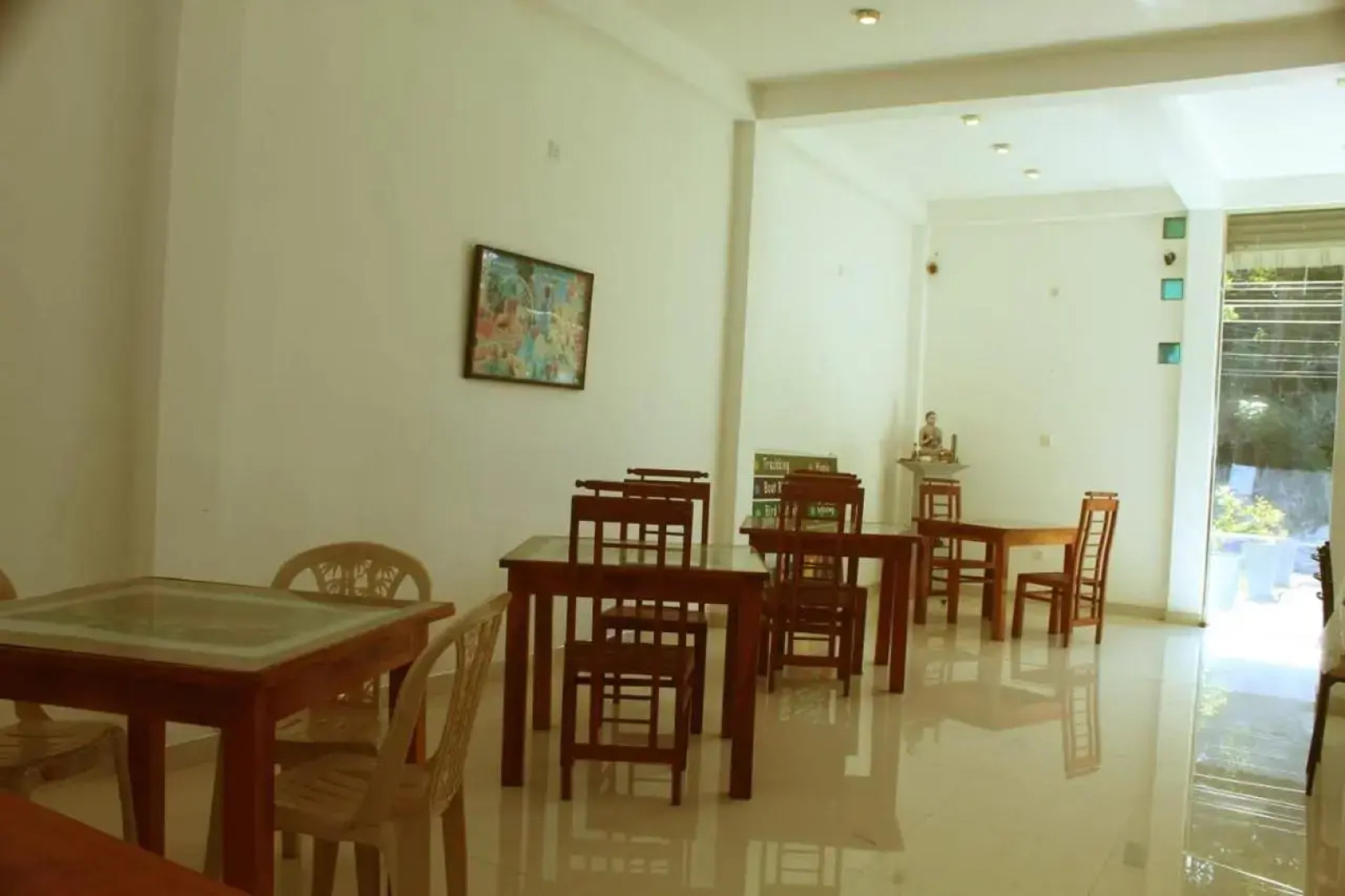 Thirasara Holiday Inn