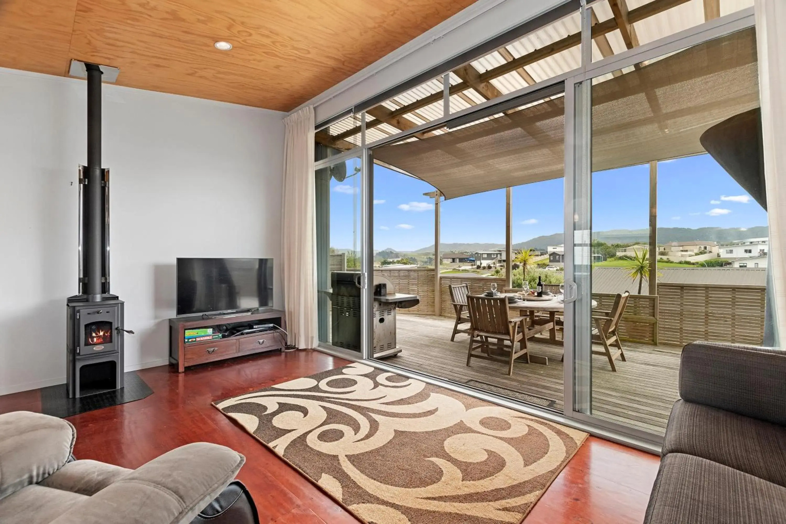 Blue Crush Villa - Mangawhai Heads Holiday Home
