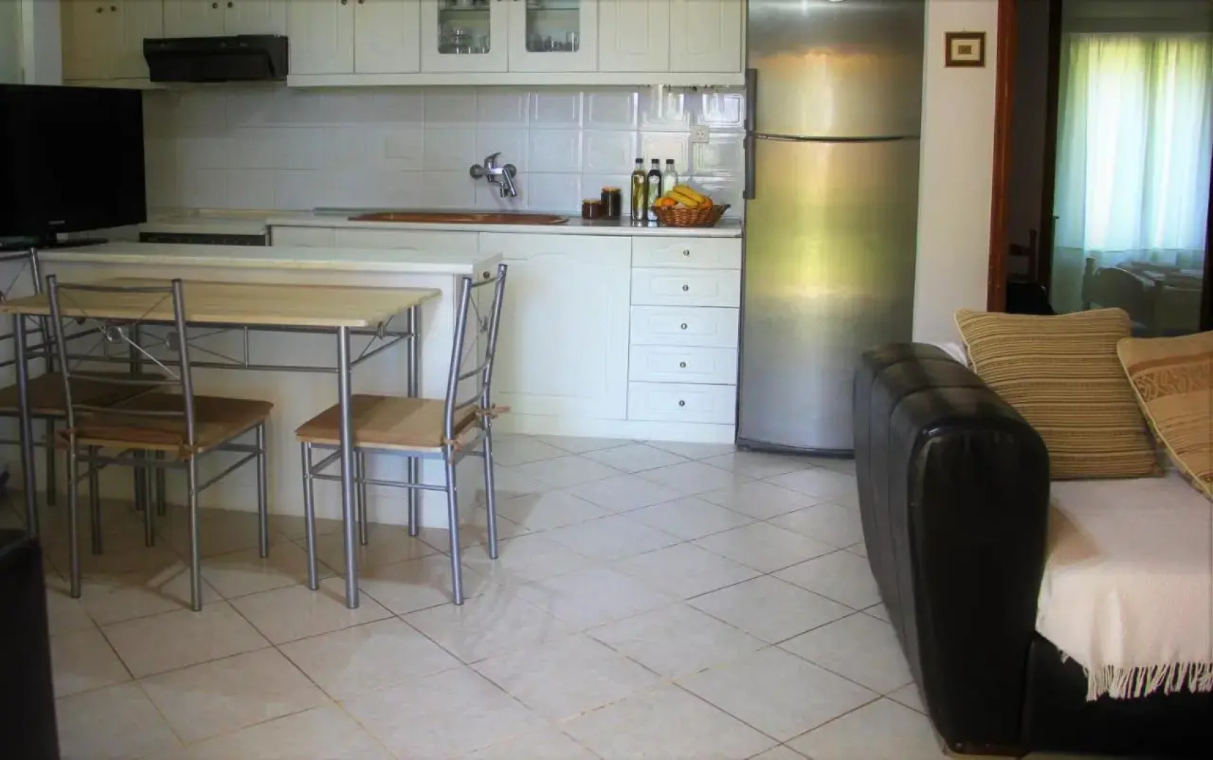 Amarynthos Beachfront Vacation House with garden