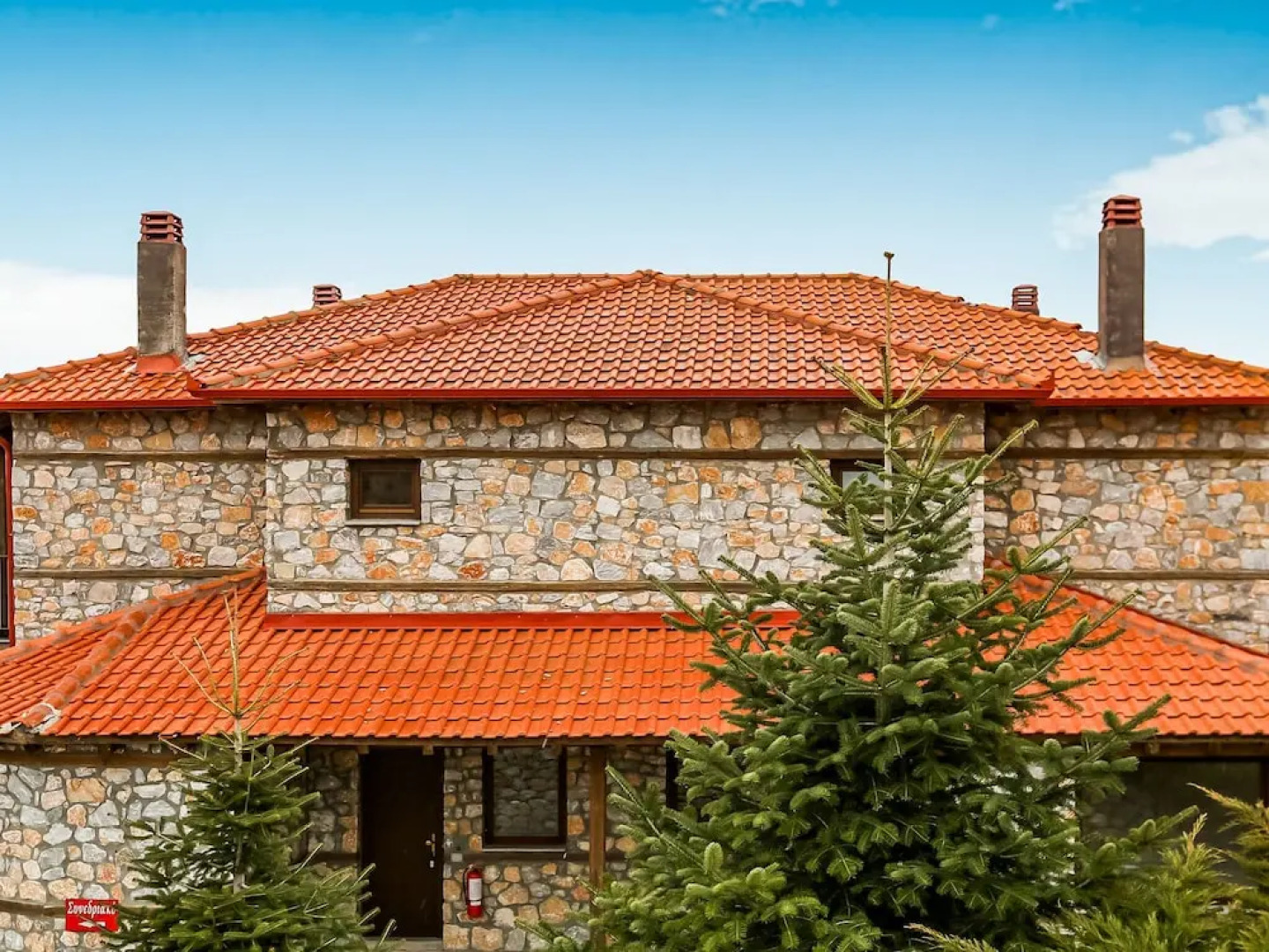 Traditional Holiday Home in Pella With Jacuzzi