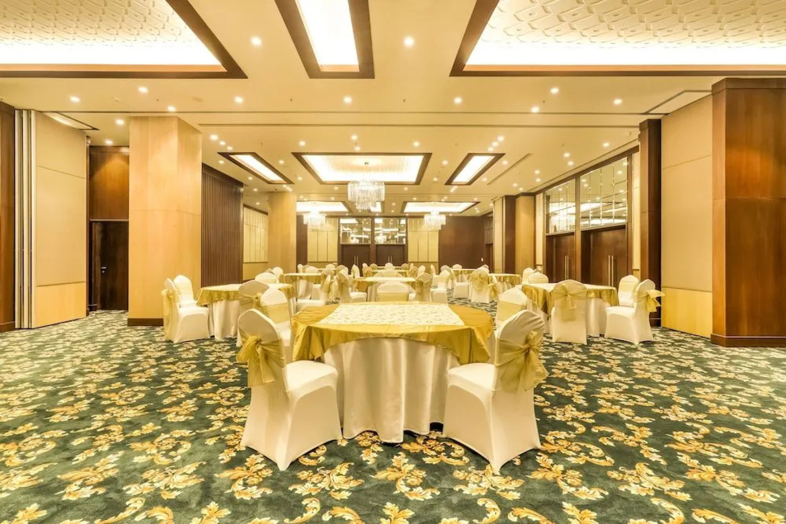 Lemon Tree Hotel Aligarh