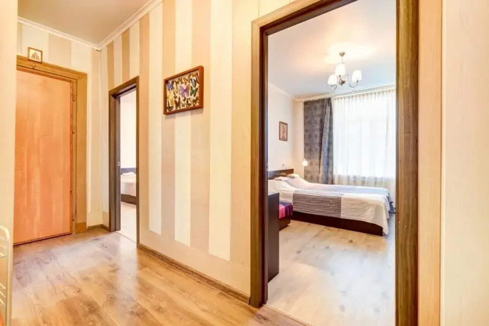 Гости Любят на проспекте Московский 195