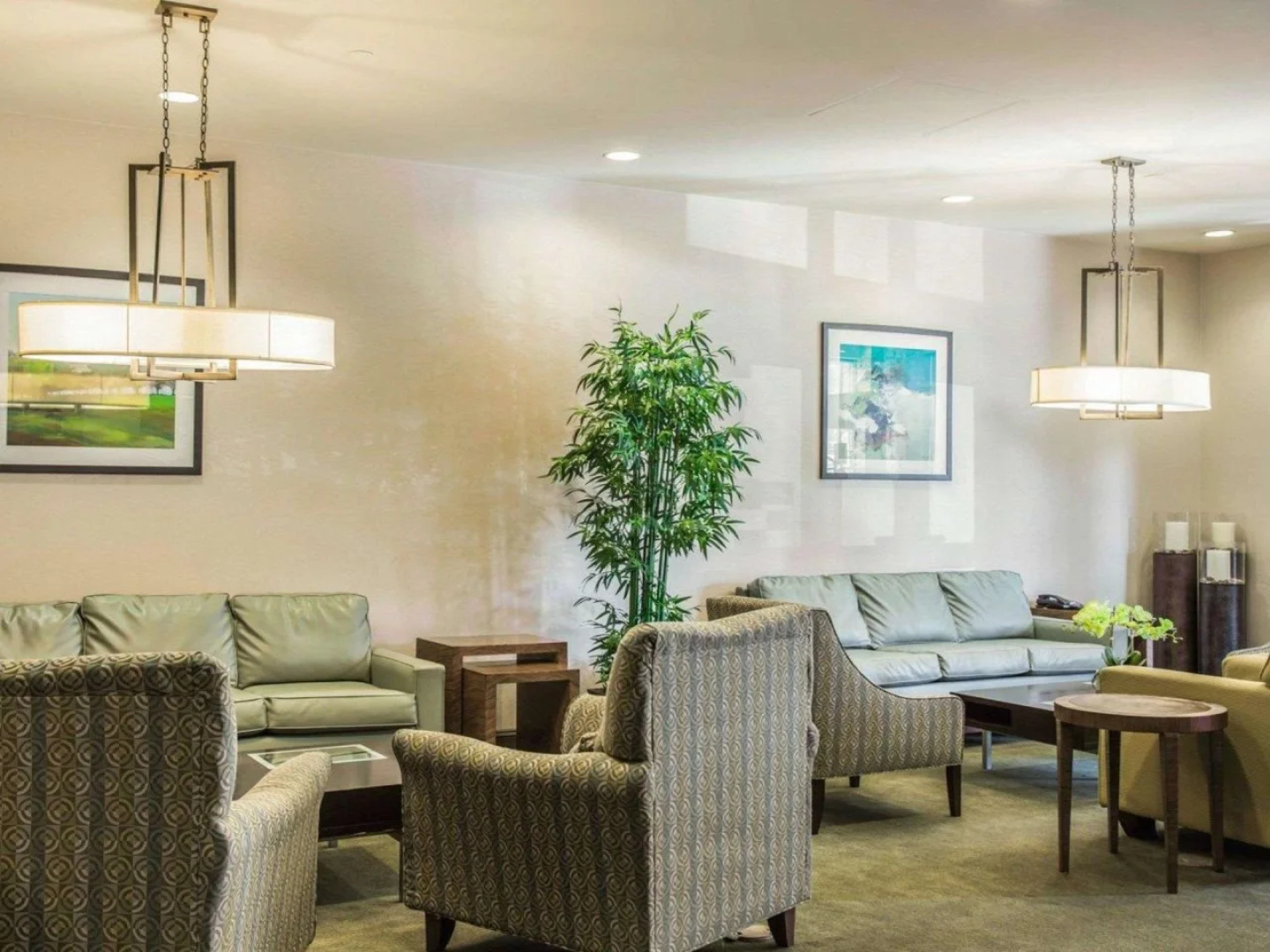 Comfort Suites Huntersville near Lake Norman