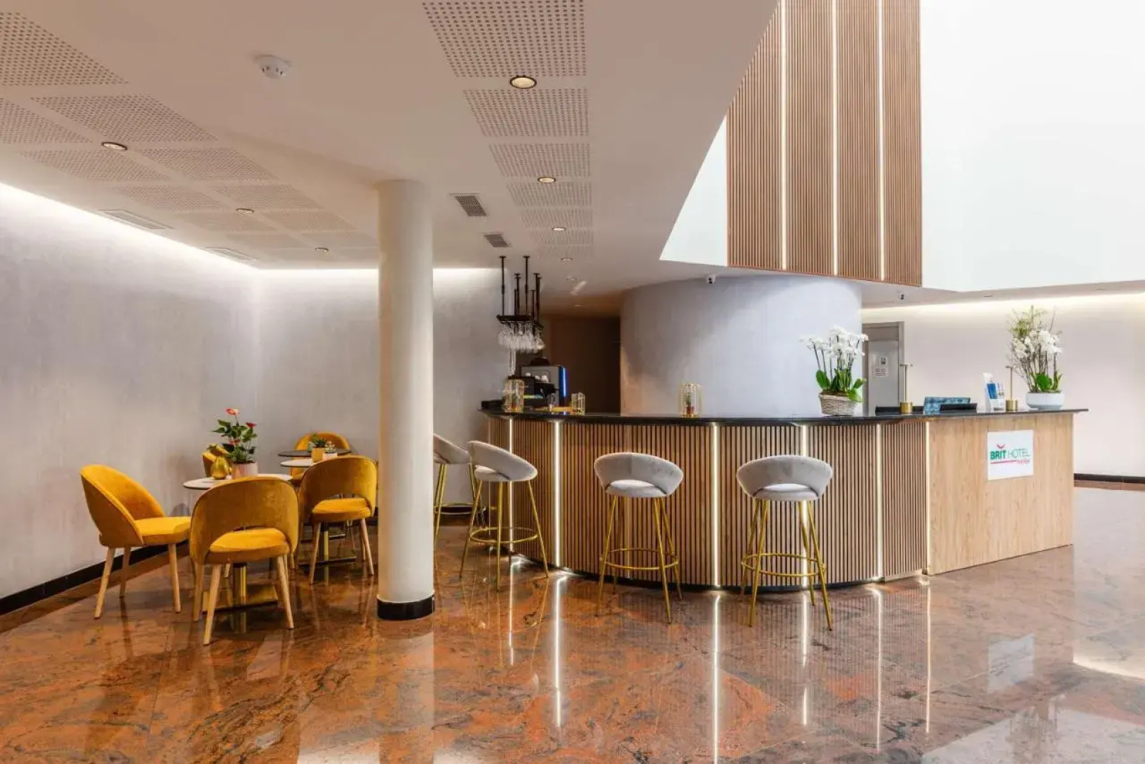 Brit Hotel Privilège Paris - Rosny