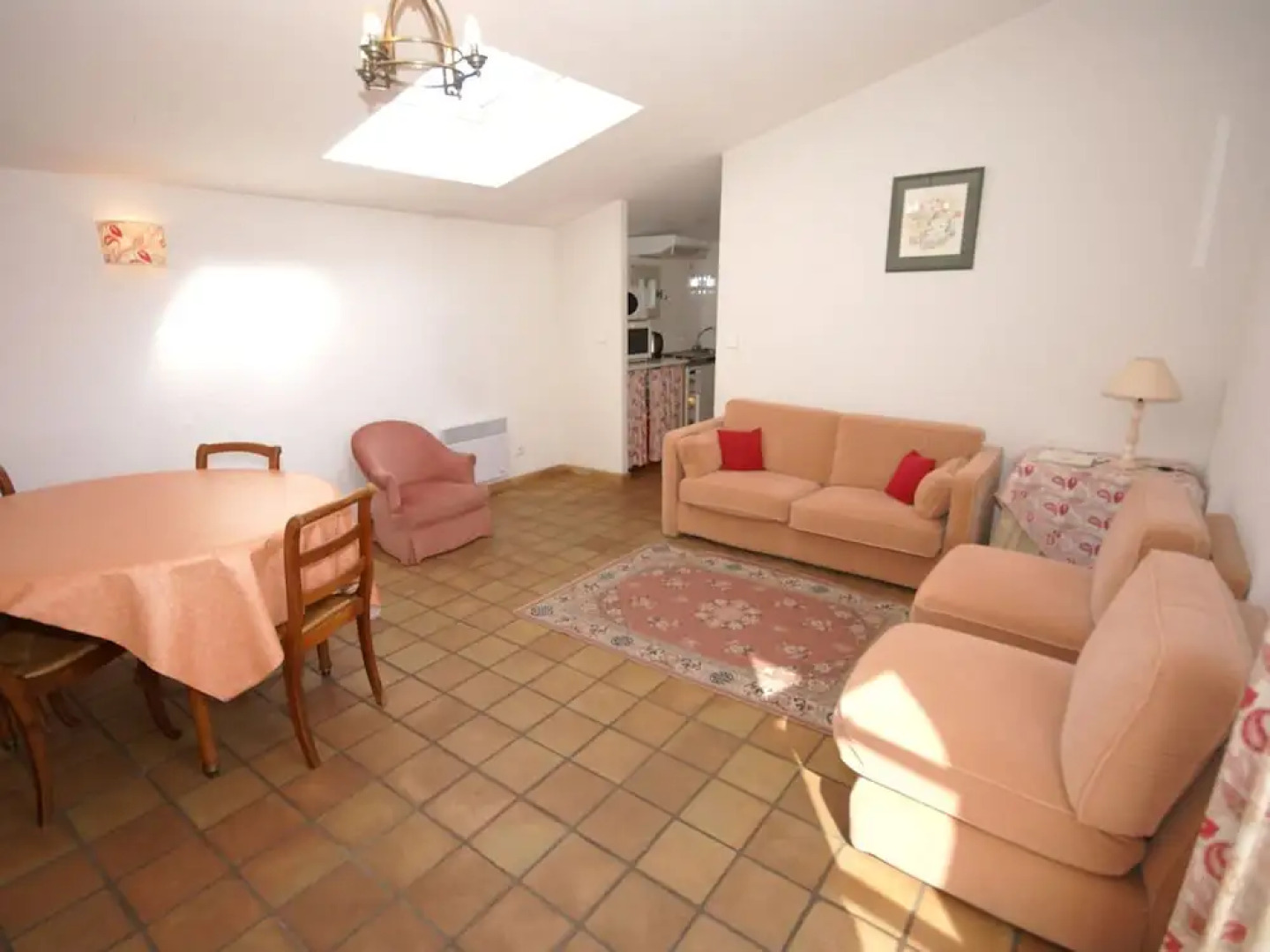 Magnificent Apartment in Castle With Garden, Swimming Pool and Next to Golf