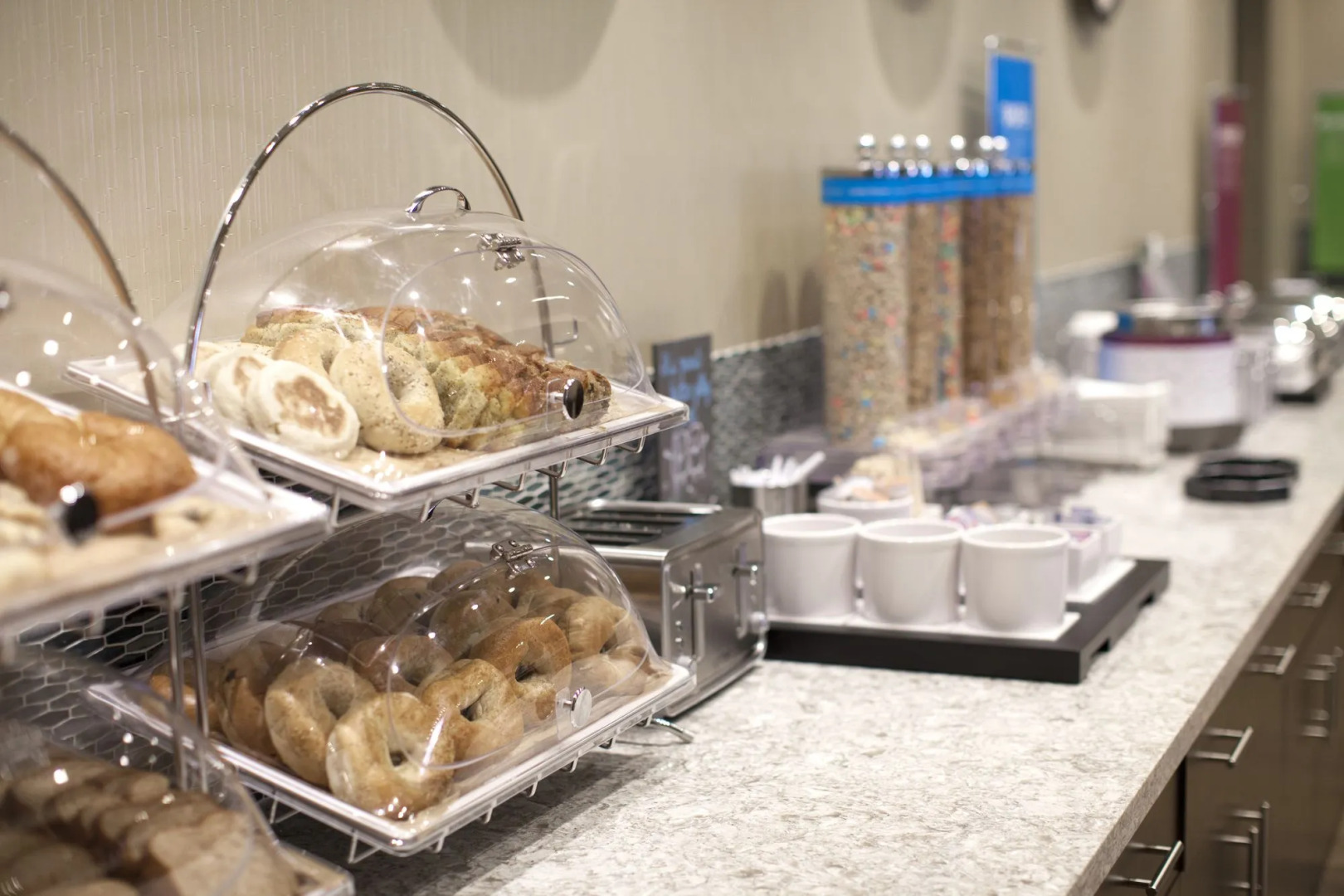 Hampton Inn & Suites Downtown St. Paul