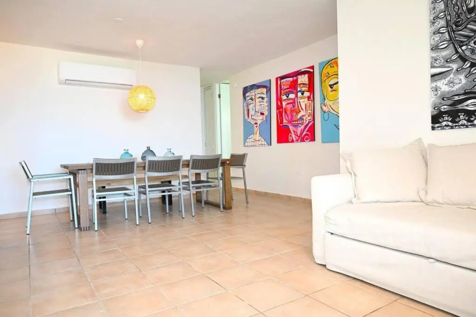 New Remodeled Ocean view, Beach Front Apartment