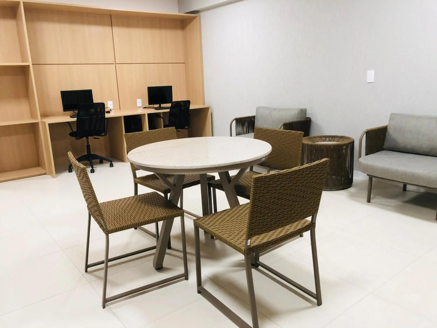 Apartamento em Guarajuba, BAHIA 1 Tudo Novinho e Finamente Decorado