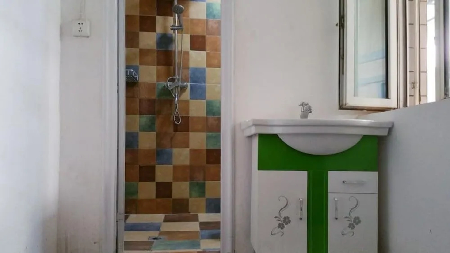 Turpan Dap Youth Hostel