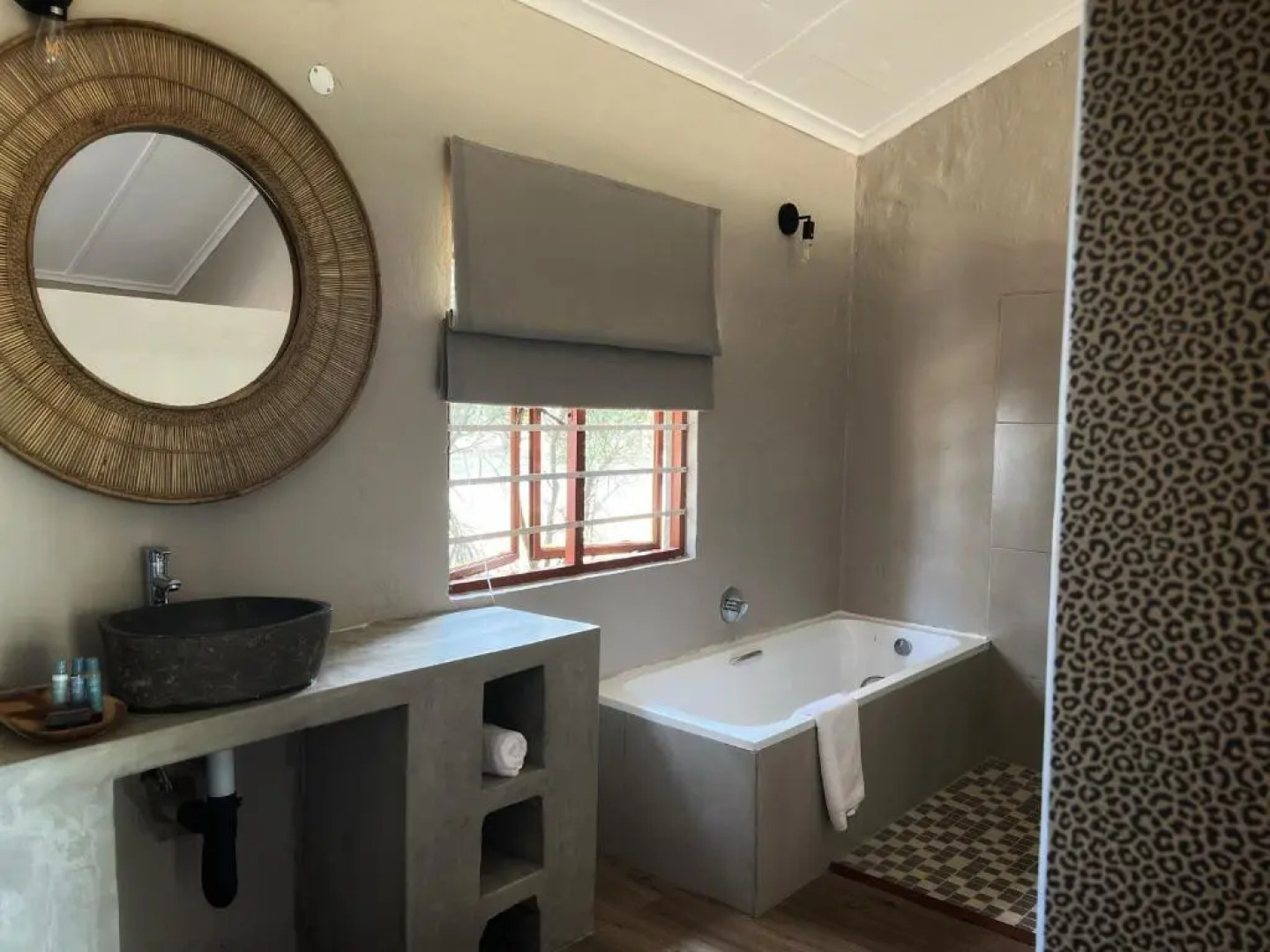 Fever Tree Guesthouse