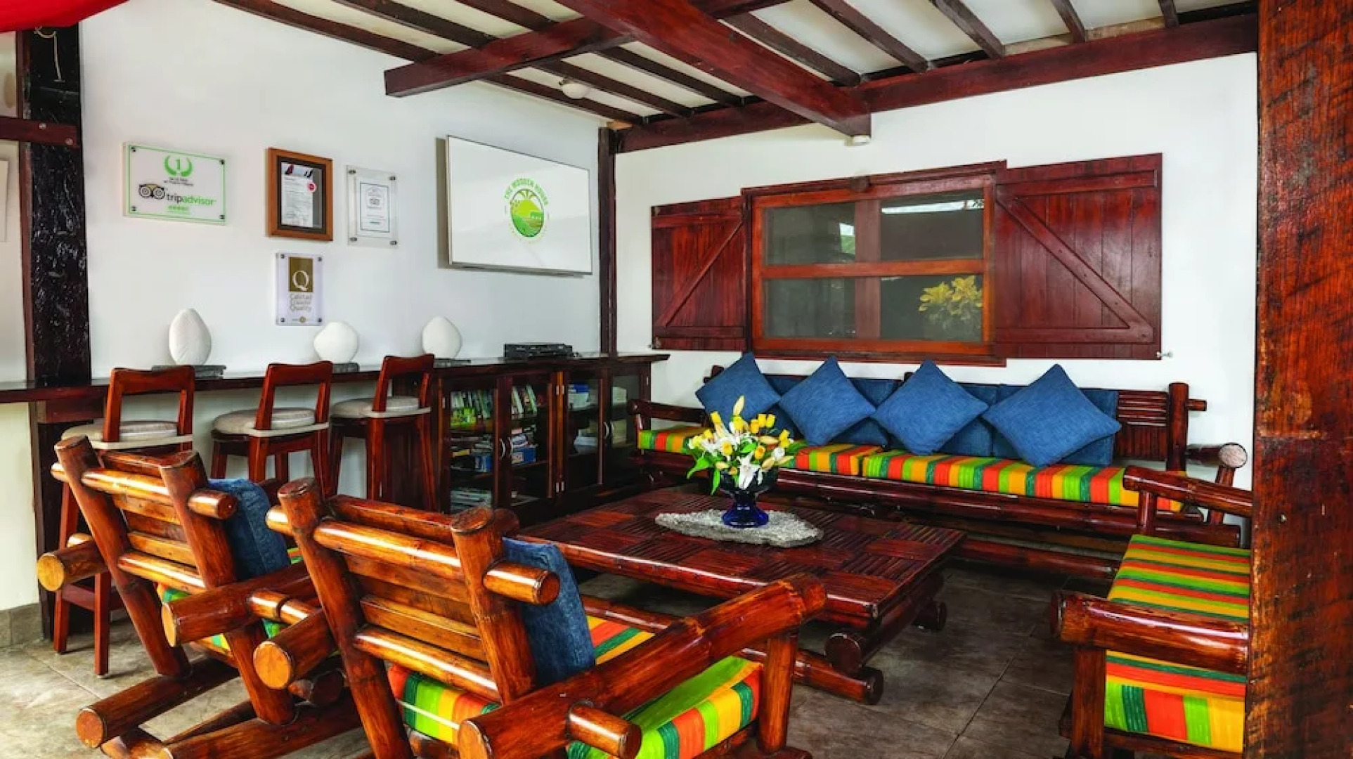 The Wooden House Hotel