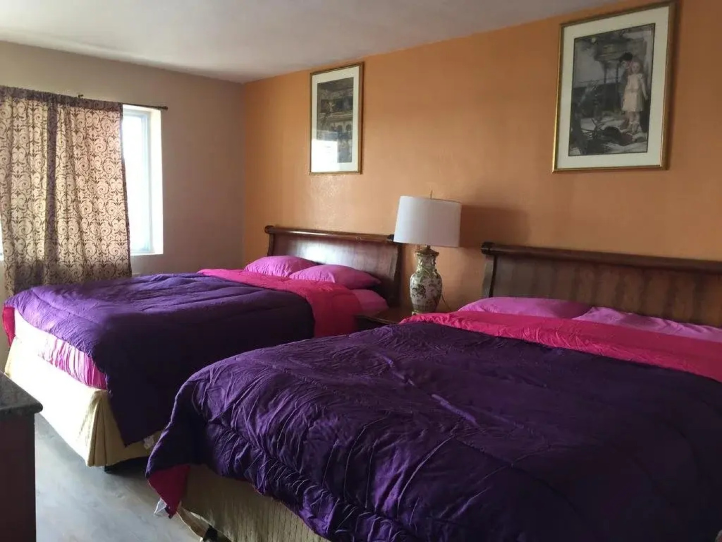 Pelican Inn and Suites