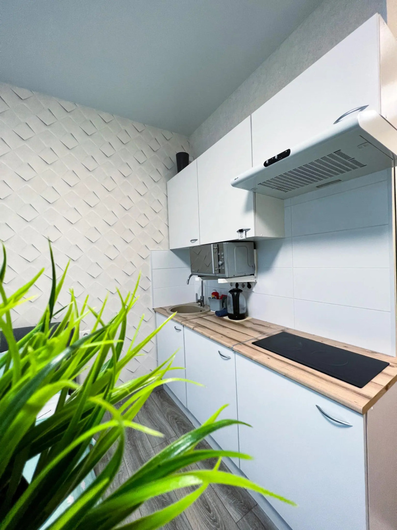 Погостим на улице Николаева