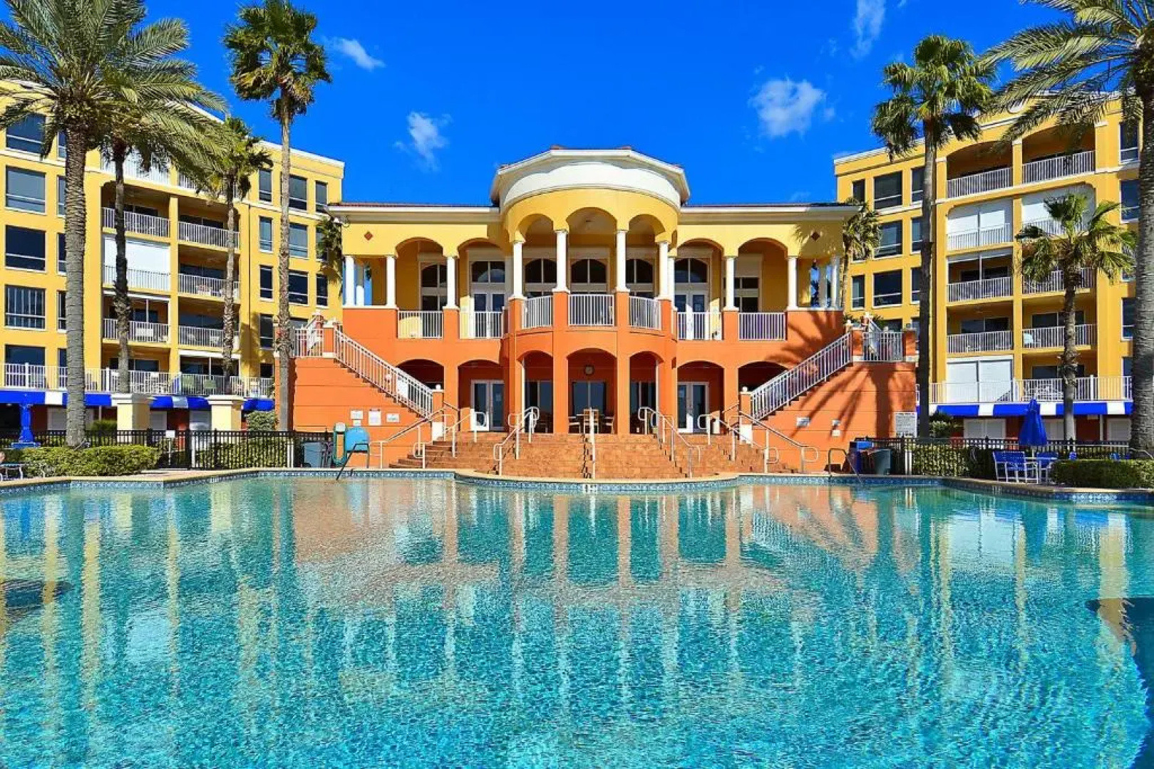 Tides 642 Luxurious pools/Hot tubs/Grills-It's Paradise!
