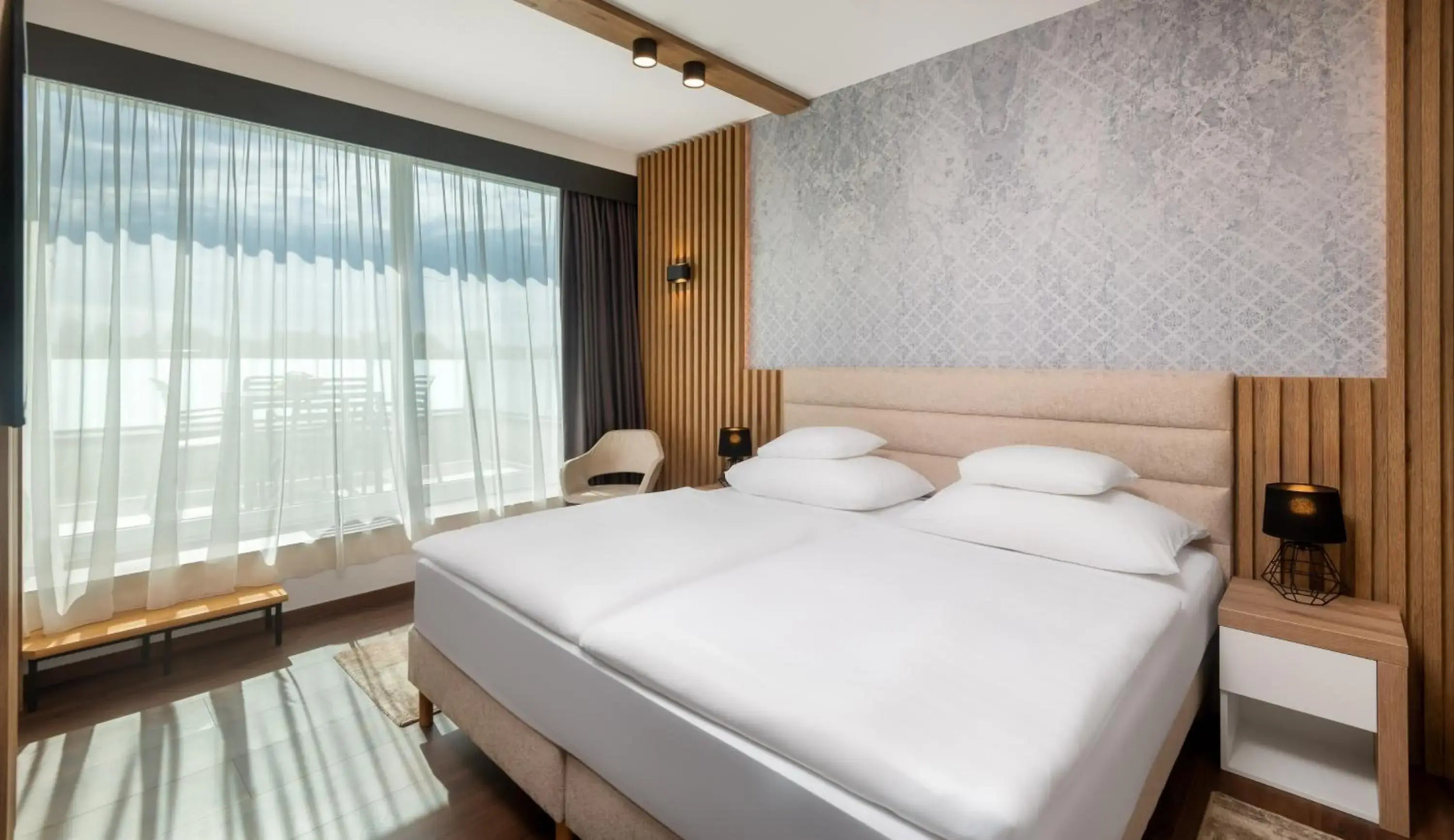 Hunguest Szeged - ex Forrás