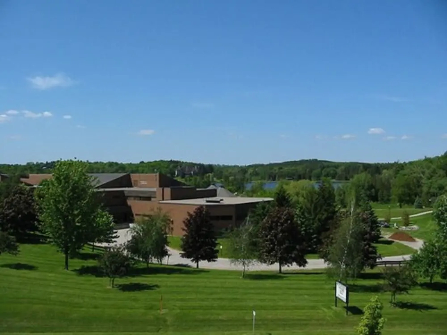 Residence & Conference Centre - King City