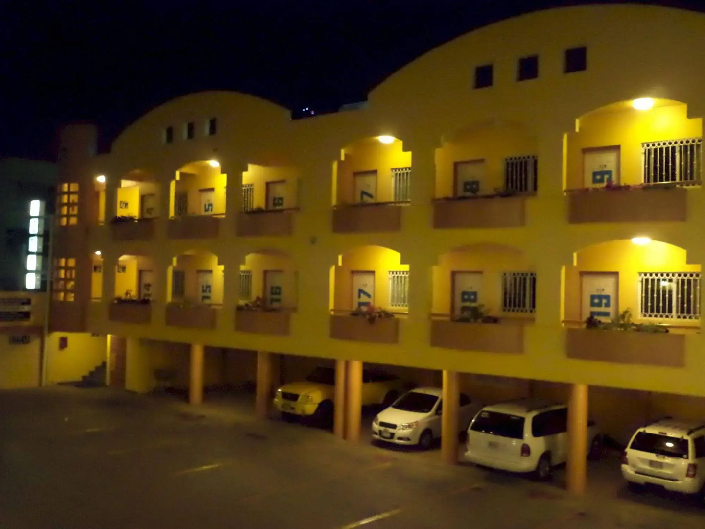 Hotel Pacific