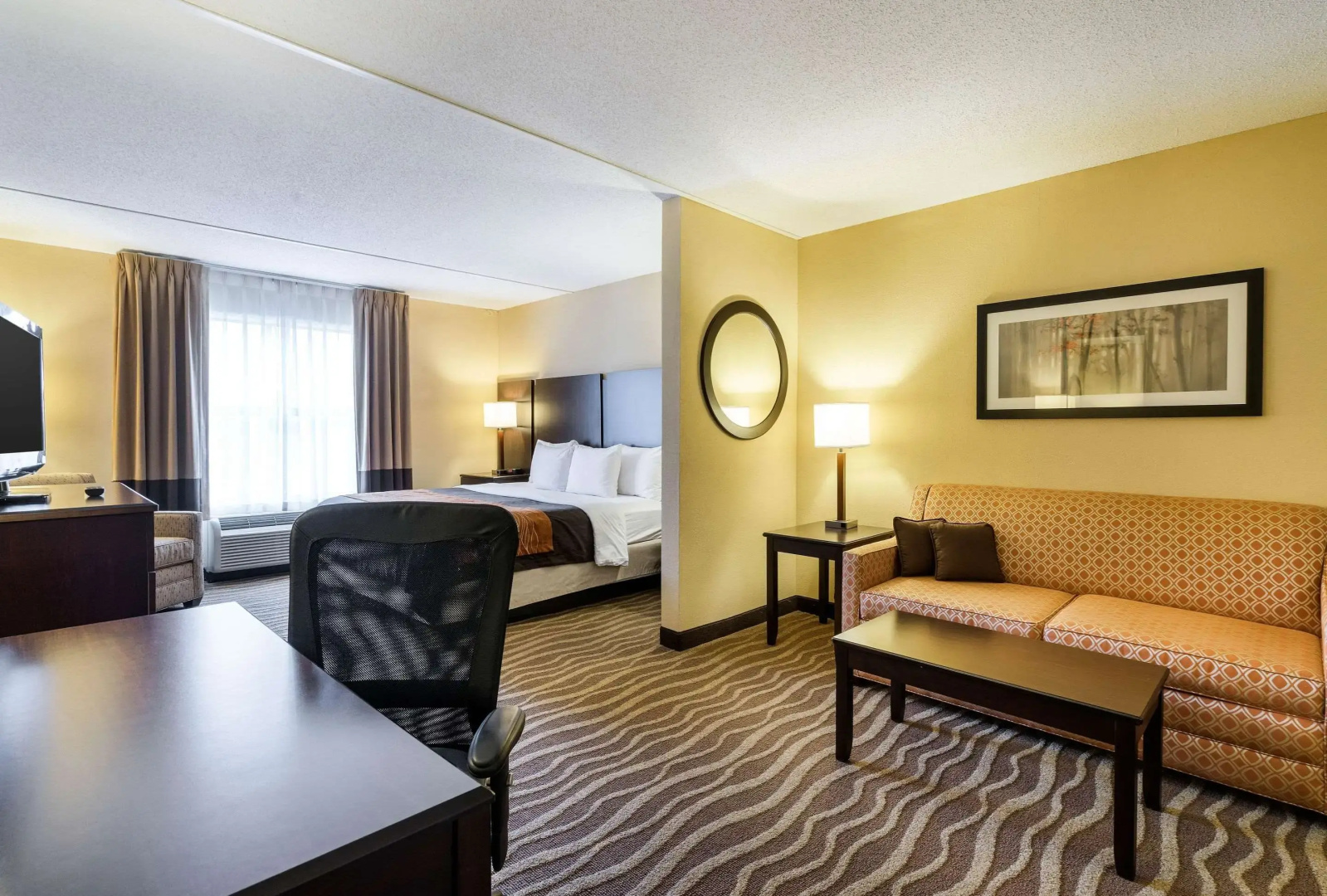 Comfort Inn & Suites Lexington Park near Pax River
