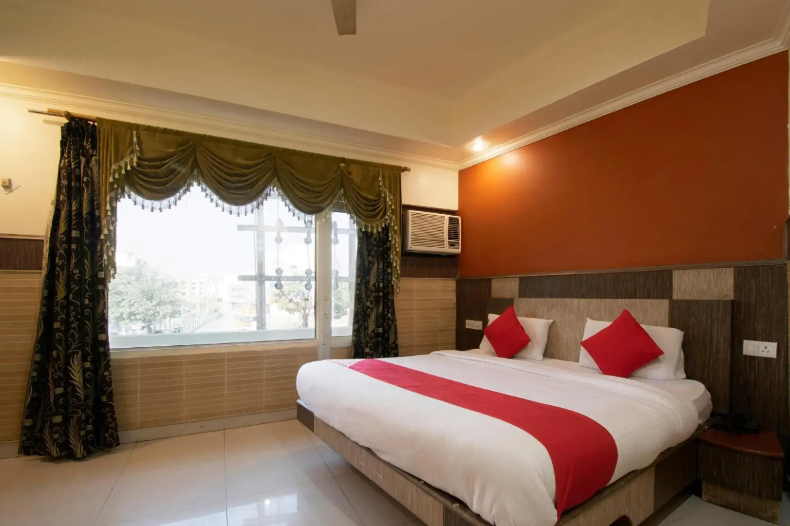 OYO 6647 Om Hari Residency