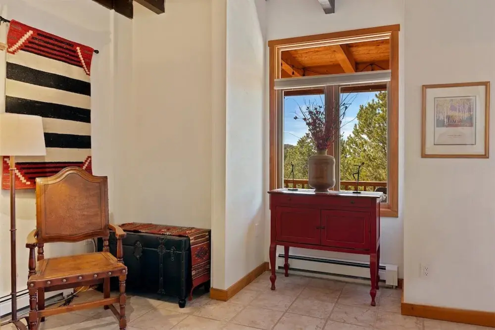 Sunlit Pines - Tucked in the Trees, Private Escape, Easy Drive to Plaza - NEW Listing