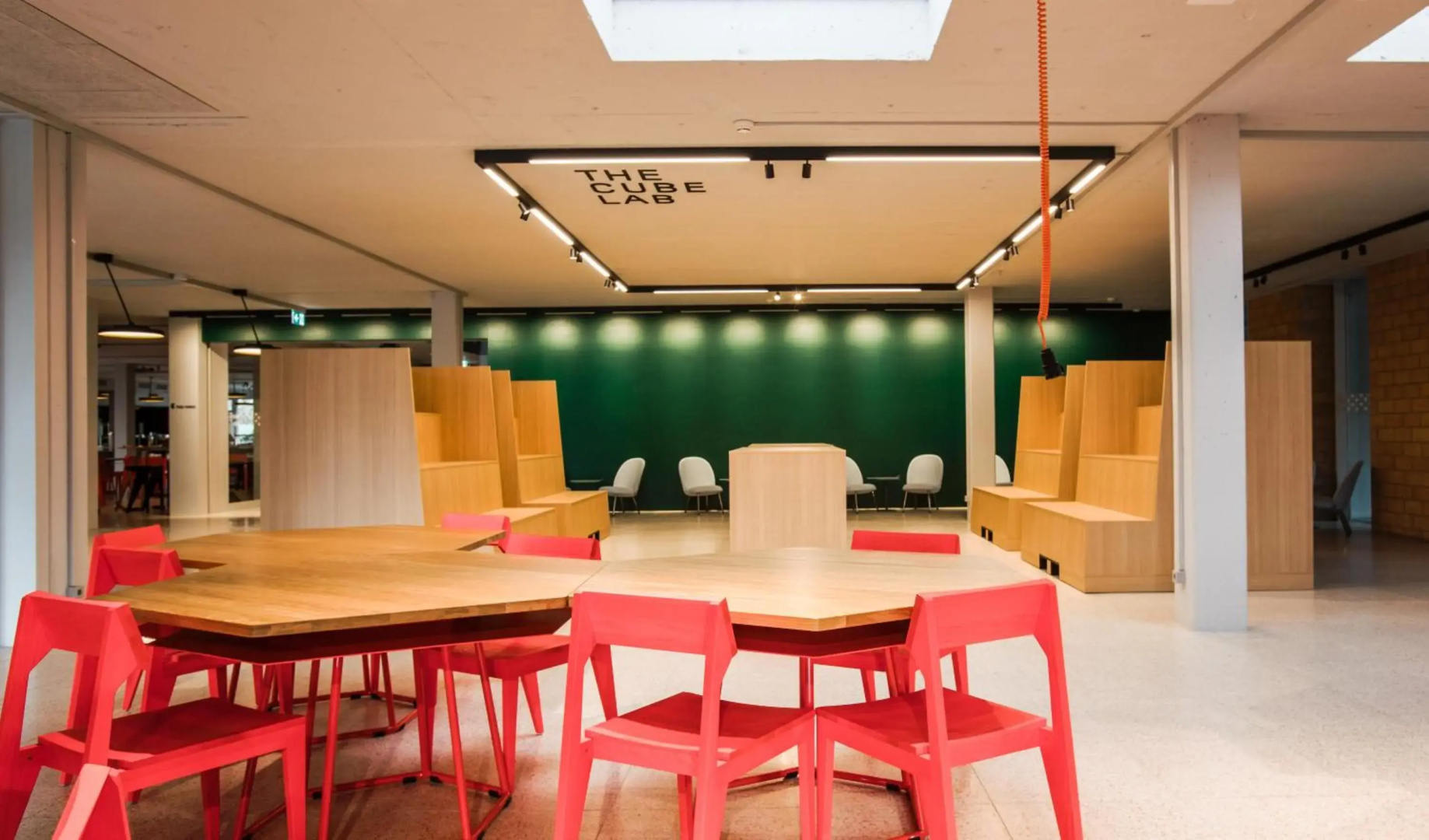 The Lab Hotel & Apartments