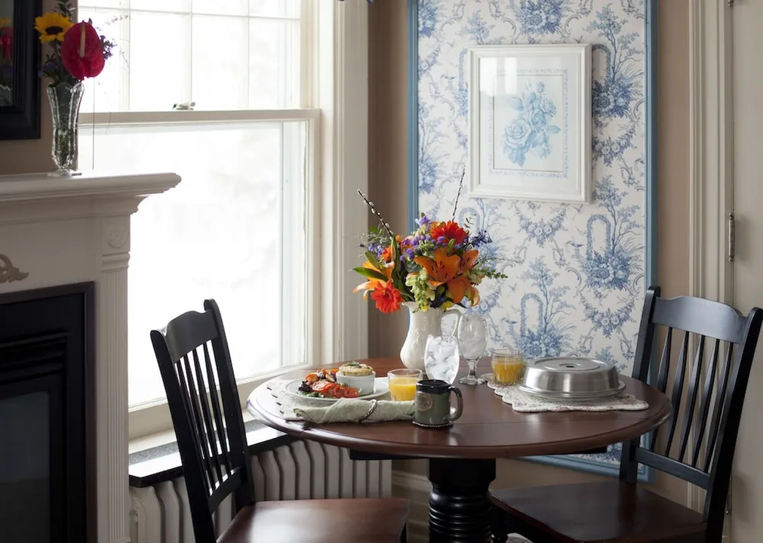 A G Thomson House Duluth Bed and Breakfast