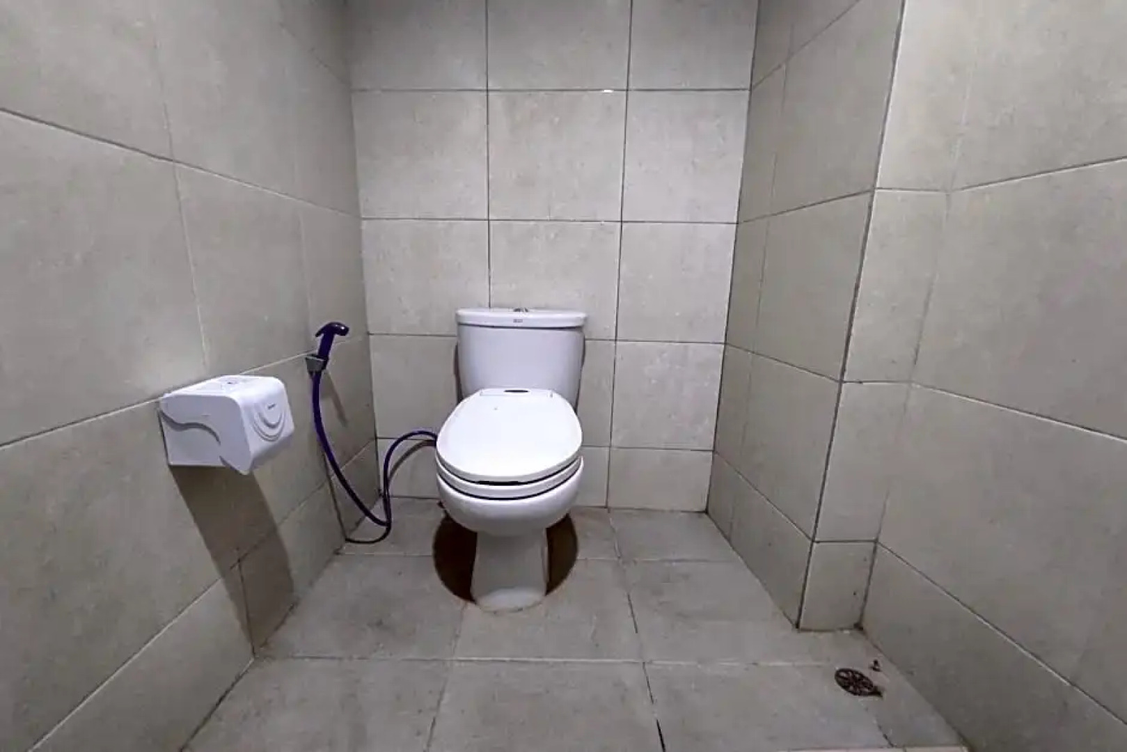 Capital O 91650 Hotel Pratama