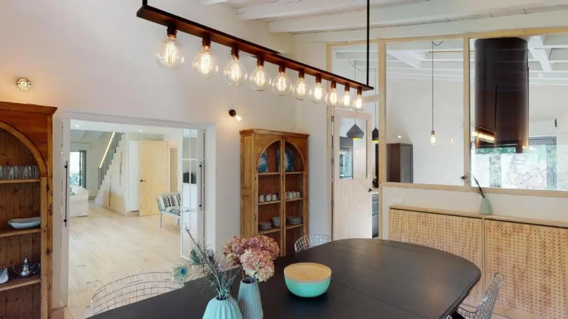 El Vergel de Chilla son 3 alojamientos Abejas 1 Abejas 2 y Libélula