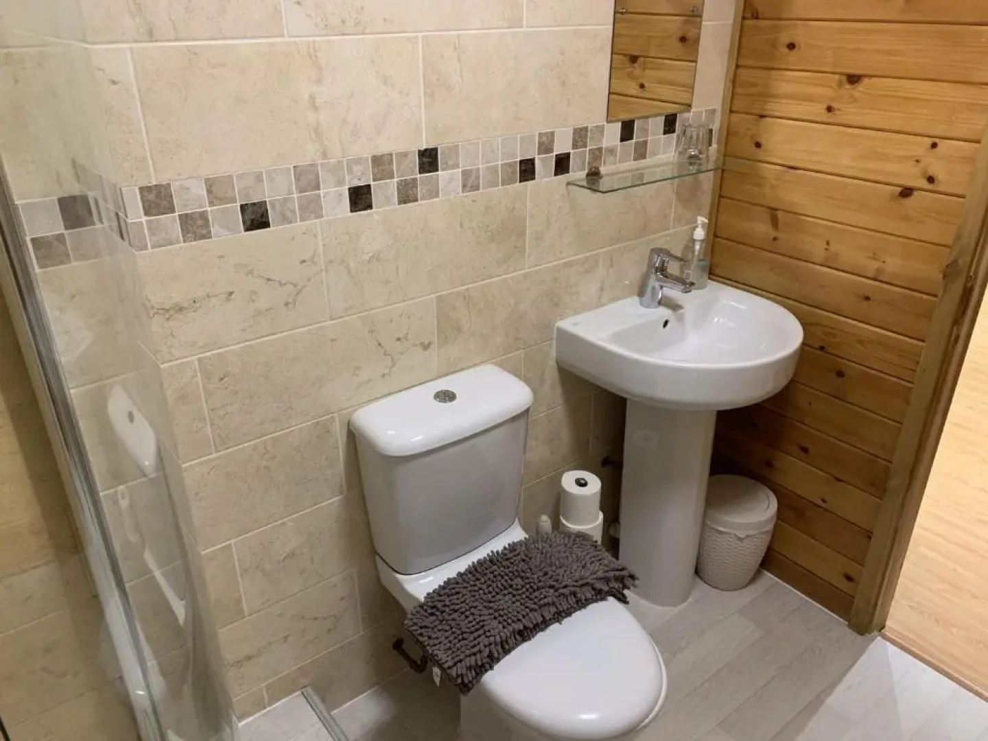 Southernwood - Garden Lodge 4