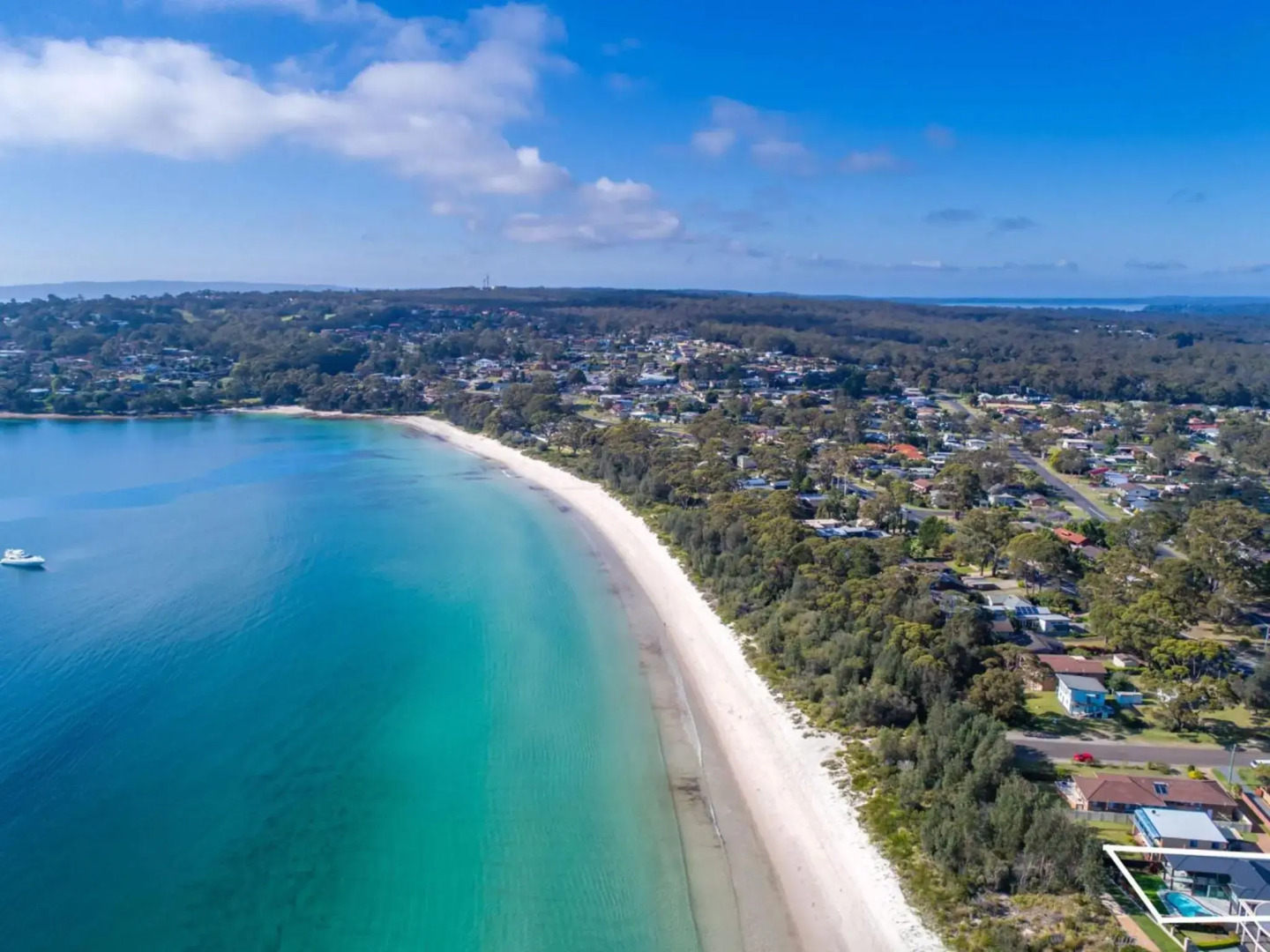 Vukeville, Vincentia - 4pm check out Sundays, except Peak Season