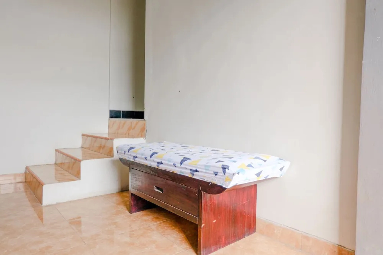 Spot On 2723 Gatsu Kost