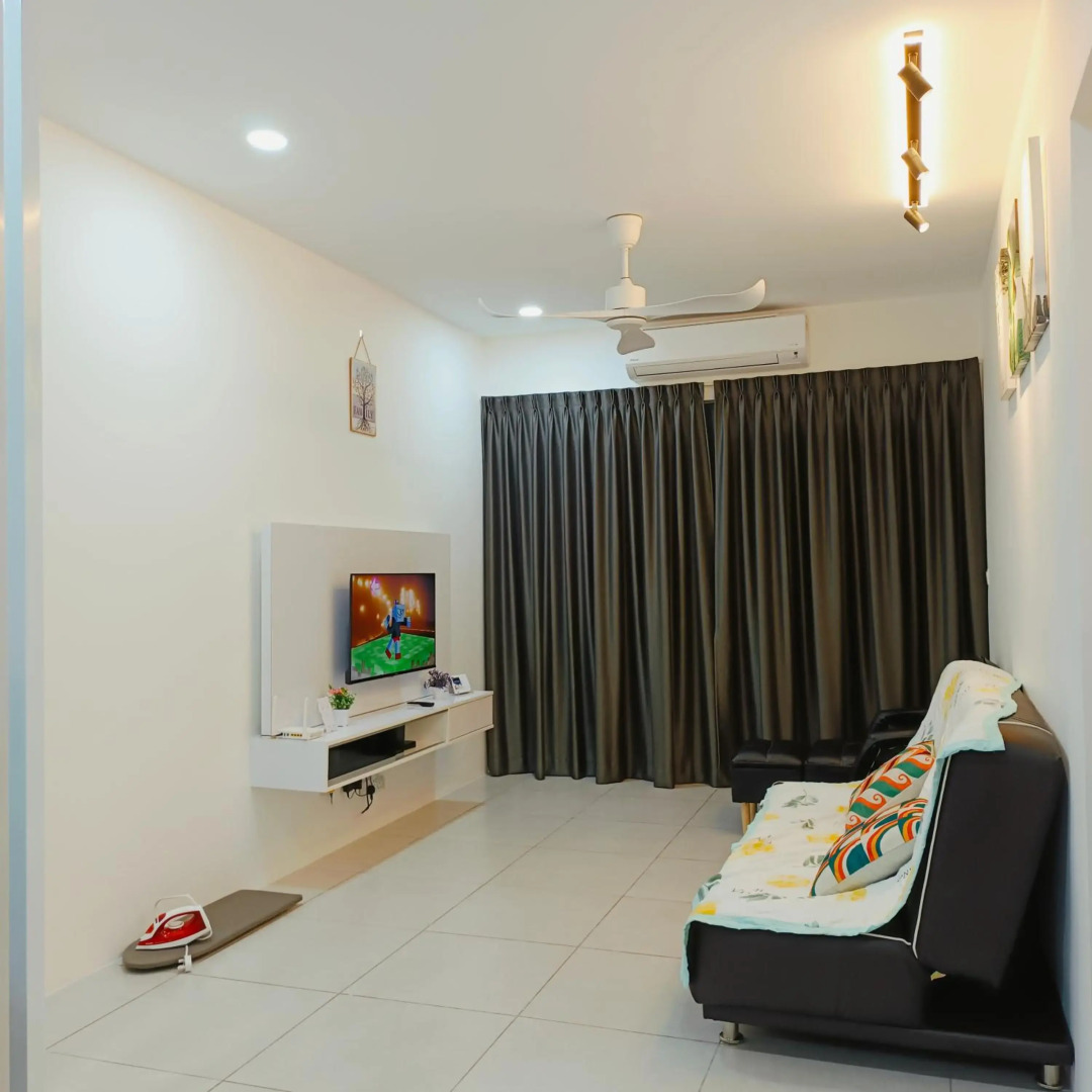 Comfortable18 3R2B 7pax Meritus Perai