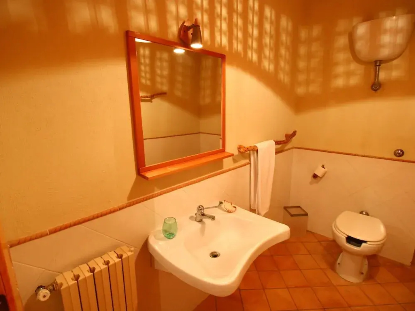 Villa Near Lake Bracciano With Pool