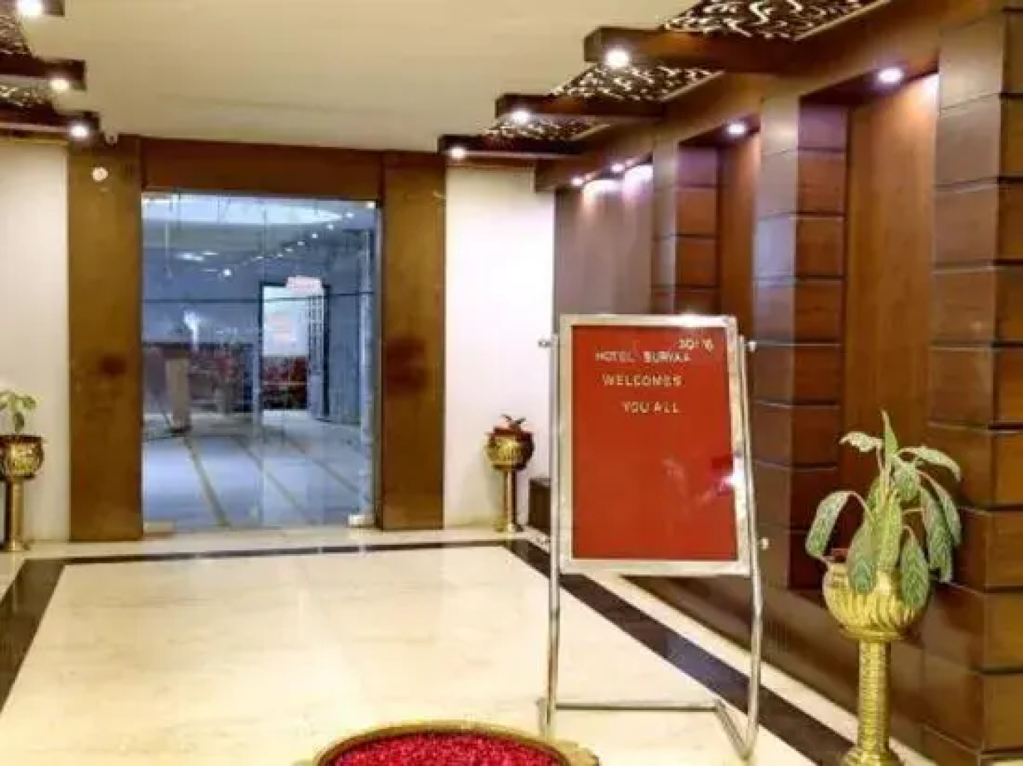 Hotel Surya