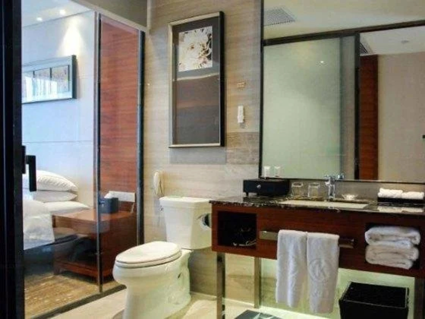 Victory Hotel